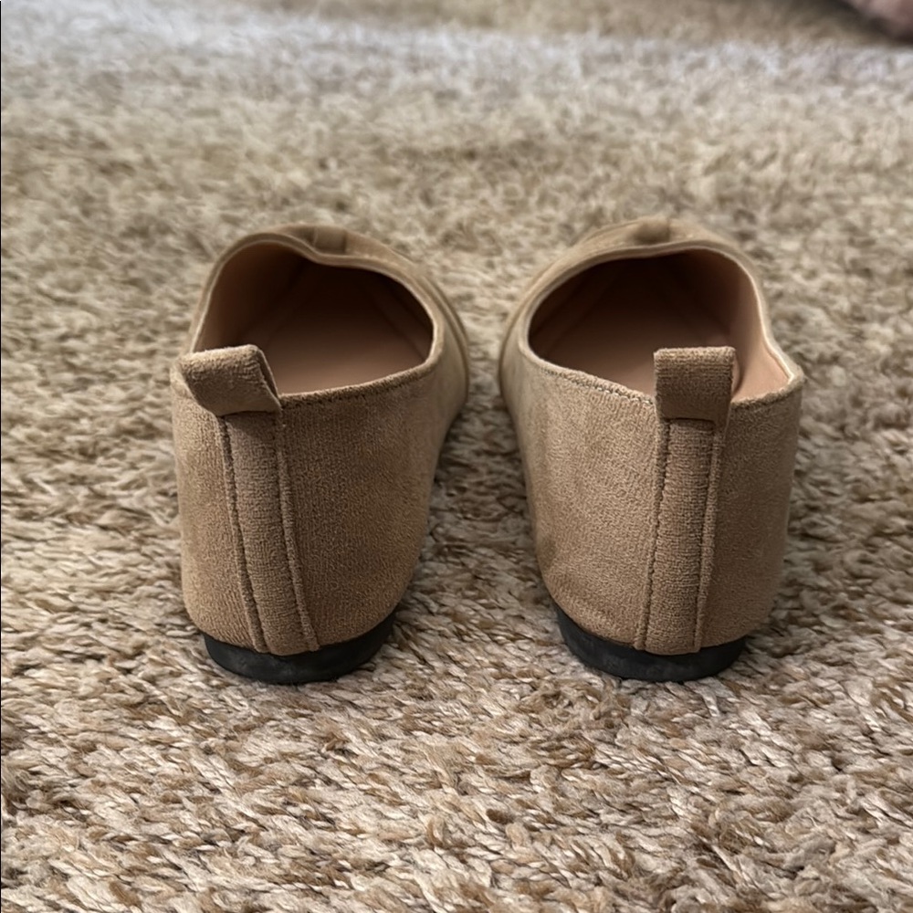 Elegant Tan Women's Flats - Picture 5 of 7